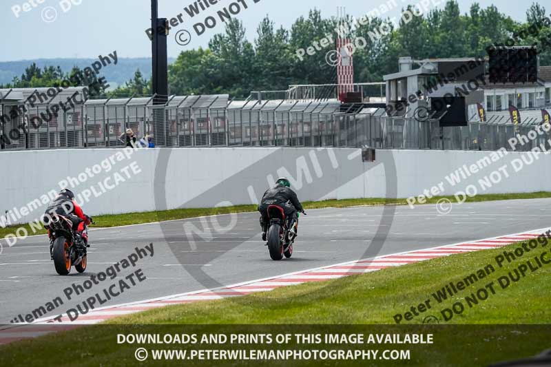 donington no limits trackday;donington park photographs;donington trackday photographs;no limits trackdays;peter wileman photography;trackday digital images;trackday photos